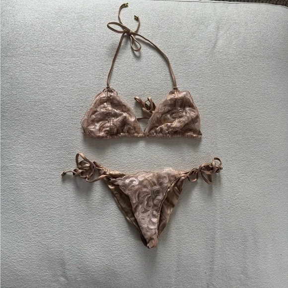 Beach Bunny Rosie Bikini Set - Picture 5 of 6